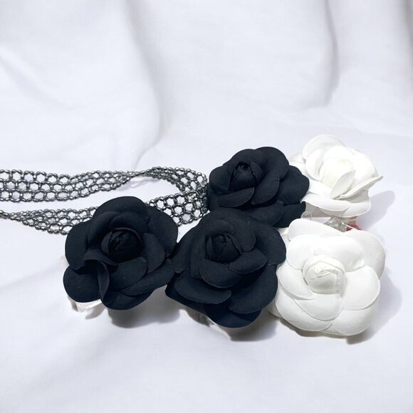 ✨ Huge Hair Accessories Bundle~2 lb Mix | Clips, Scrunchies, Barrettes & More ✨ main image 6
